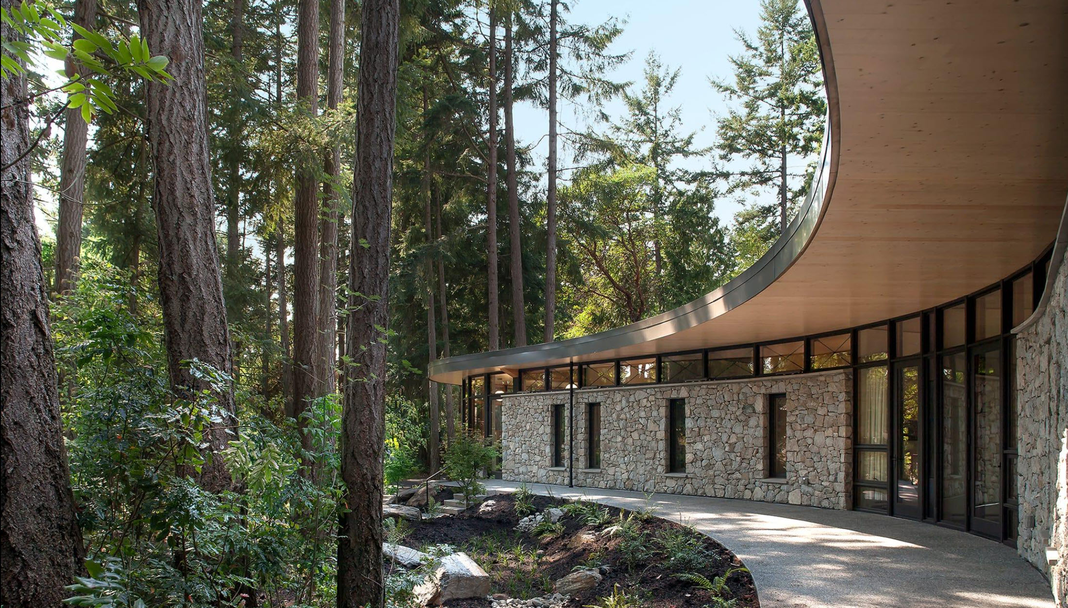 Calm consultation setting reflecting an individualized, whole-person approach to care at Evergreen Centre
